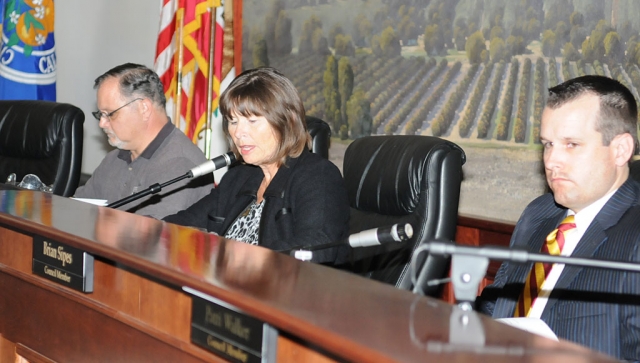 (l-r) Brooks, Washburn and Sipes.