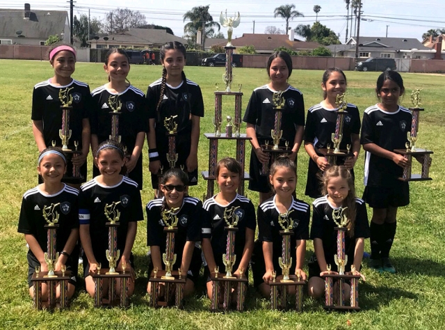 Pictured above is the California United’s 2008G Black team Top row l –r: Sydney Nunnery, Carla's Salcedo, Stephanie Mora, Nicole Lopez, Jasmine Topete, Prisha Kanji. Bottom row l – r: Heidi Zamora, Olivia Weinerth, Serena Montiel, Natalia Bautista, Kaya Haddox, Hannah Bautista Not pictured: Kylie Regan, Jesse Bautista (HC) Ram Kanji (AC).