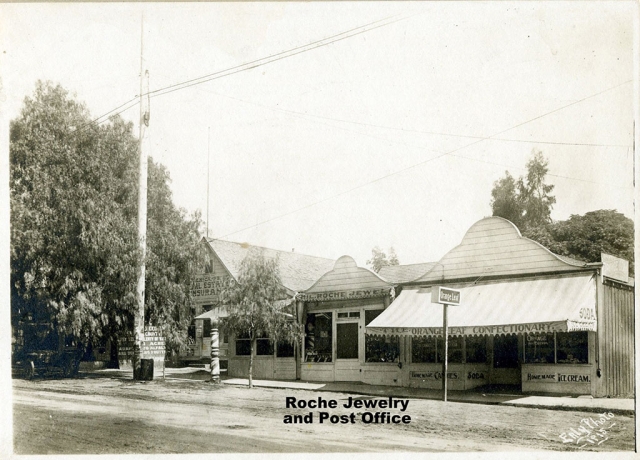 Roche Jewelry photo taken in 1915 which became the home of the Fillmore Post Office, located on the east side of the 300 block of Central Avenue. Photos Courtesy Fillmore Historical Museum.