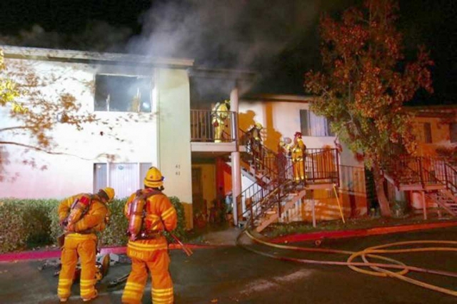 Monday December 5, at 2:23am Fillmore Fire Department assisted in the effort to extinguish an apartment fire in Santa Paula. Along with Santa Paula Fire Department and Ventura County Fire, they were able to knock down the fire in approximately 20 minutes. Photos Courtesy of Santa Paula Assistant Chief Luis Espinosa.