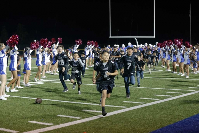 On Friday, October 13th the Fillmore Flashes hosted Maranatha High School. Unfortunately, both JV and Varsity were defeated, final scores: JV 48-7 and Varsity 40 – 21. Next week the Flashes JV will play way in Carpinteria at 4:30pm. Varsity will play Friday, October 20th in Santa Clara at 7:00pm. Fillmore Flashes Football Photos Courtesy Crystal Gurrola and Charles S. Morris with KSSP Photography.