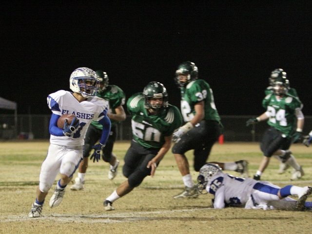 Nick Paz #21 played a great game against 29 Palms last Saturday. Paz had 21 carries for 77 yards and an interception.