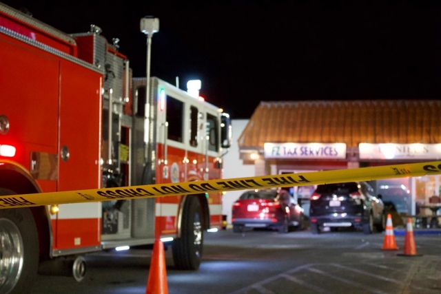 On Thursday, January 13th, 2022 at 7:40pm, Fillmore City Fire Department was dispatched to a hazardous condition call in the Super A Foods shopping center. Arriving fire crews reported a gas pipe that had been hit by construction workers while working on the sidewalk in front of the Laundromat. Fillmore Fire Chief Gurrola advised fire dispatch that seven businesses were evacuated for precaution. SoCal Gas was requested to respond to the scene; Ventura County Fire Station 27 crews were also dispatched to the call. The gas was shut down by 8:15 pm; fire crews were clear by 9:00pm. Photos courtesy Angel Esquivel—AE News.