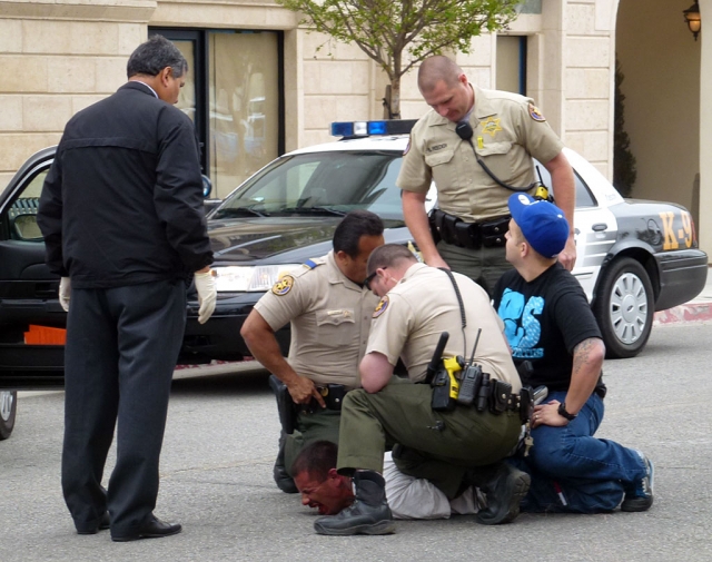 On Wednesday, April 24, at 3:30pm, Ventura County Sheriff’s Deputies and Fillmore Fire Dept. responded to a man causing a disturbance at the corner of Central Avenue and Main Street. A citizen, standing right, subdued the man until deputies arrived. Fillmore Fire examined him and deputies made the arrest.