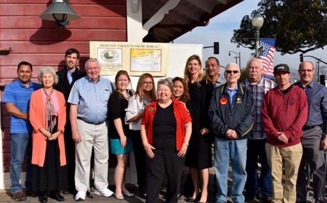 (l-r) Louis Meza, Darlene Lorenz, Josh Travers, Ron Lewis, Claire Faith, Ari Larson, Maria Christopher, Alyce Bosacki, Kelly Long, Martin Hernandez, Dale Bolms, Dave Wilkinson, Kevin Keehl and Steve Breitbach.