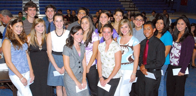Thursday, May 28, Fillmore High School held their Academic Achievement and Senior Awards program. Several students were awarded scholarships and certifi cates for 3.5 GPA or higher. Above are the recipients of the Alumni Scholarships. Pictured above back row; Jacob Zellmer, Michael Watson, Gabe Manzano, Aimee Orozco, Kyla Hernandez, Jonathan Escamilla Stephanie Bolanos, and Erica Rodriguez. Front row; Natalie Garnica, Karli Chessani, Jillian Wilber, Brina Suttle, Rebeca Herrera, Julie Ann Sandoval, Bailey Pina, and Miguel Alonso. In all a total of $1,612,210 was awarded in scholarships.