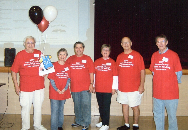 Fillmore Senior Center Keglers’ Wii Bowling League played in Camarillo last week. Pictured are players and cheerleaders (l-r) Alan Hair, Joyce and Paul Schifanelli, Vivian and Ray Johnson, and Tom Zunkel. The team was just six pins short of a win!