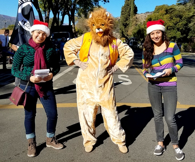 Saturday, December 7th at 10am will be the 18th Annual Fillmore Lions Club Christmas Parade, taking place on Central Avenue. Pictured above is a photo from last year’s Christmas parade.