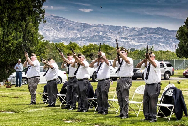 The Bardsdale Memorial Service took place on Monday, May 29, 2017 at the Bardsdale Cemetery. About 100 people showed up to honor those who gave their lives for our country. The day’s schedule was as follows:
Fly-Over, Missing Man Formation performed by the 805th Navion Squadron. Opening remarks were delivered by Scott Lee, President/Board of Trustees Bardsdale Cemetery. Presentation of colors by Veterans of Foreign Wars Fillmore Post 9637, Tom Ivey and Ismael Alonzo. The Pledge of Allegiance was lead by Boy Scot Troop #406, and Cub Scout Troop #3400. Special Music was performed by Bardsdale Methodist Youth Choir (see page 12), and Cub Scout Pack 3400. The Memorial Day Message was presented by Richard Diaz, Veteran and member of Board of Trustees Bardsdale Cemetery. Placing of the wreath by Tom Ivey. The Memorial Service was lead by Rev. Bob Hammond, St. Stephens Anglican Church. Reading of Names of Those Who Died in the Service of Our Country by Jim Rogers. Volley by Honor Guard VFW. Taps by Bob Thompson. Conclusion of Service, release of doves courtesy Garcia Mortuary. Thank you to the Boys Scouts and Bardsdale 4h for placing and removing flags and Chapter GY EO for furnishing cookies. Photos by Bob Crum.