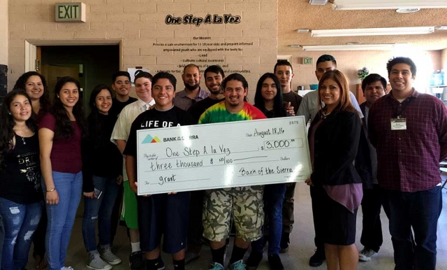 Bank of the Sierra donates $3000 grant to Fillmore’s One Step a la Vez Teen Center’s for thier Silk Screen Print Shop project.