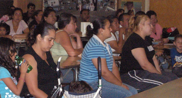 The elementary schools in Fillmore sponsored a Title 1/ Migrant Night. Information was provided about how to help your child with homework. Parents at the elementary schools Title 1/Migrant Night hosted at San Cayetano for all FUSD elementary schools. The elementary schools in Fillmore sponsored a Title 1/ Migrant Night. Information was provided about how to help your child with homework. Tricia Gradias, Migrant Education/CBET Coordinator for Fillmore USD and Barbara Leija, ELD Coordinator for Fillmore USD spoke to the Spanish Speaking Parents while Carol Barringer, Fillmore USD Projects Director, presented to the English Speakers.