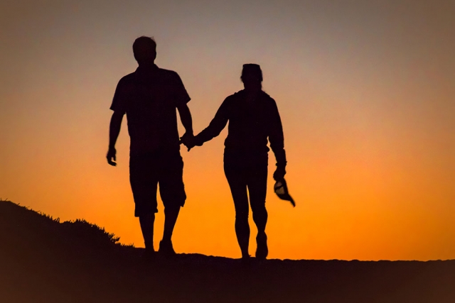 Photo of the Week "Silhouette couple holding hands admiring the Ventura sunset" by Bob Crum. Photo data: Canon 7DMKII camera on manual mode, ISO 1600, Tamron 16-300mm lens @141mm, aperture f/5.3, shutter speed 1/60th of a second.