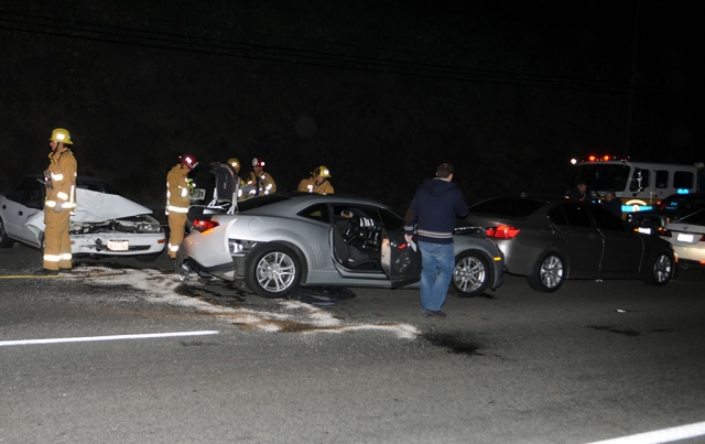 Fillmore Fire rescue crews responded to a traffic accident at Haines Canyon Road and East Telegraph (eastbound Highway 126), on Wednesday, December 30th, at 6:05pm. CHP reported that a semi-truck lost its side paneling, which may have added to the cause of the accident. A white Toyota Prius and white Honda were involved. Two vehicles sustained moderate damage. One person was trasnported to the hospital. No serious injuries were reported.