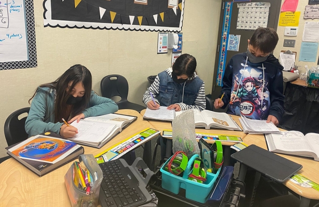 Pictured are students in Mrs. Silva’s class at Piru Elementary working together to analyze and identify facts and opinions in text. Photos courtesy Piru Elementary Blog https://www.blog.fillmoreusd.org/