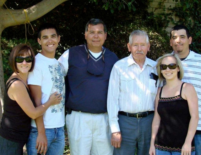 Rigo with his wife Laura, father Nicholas, and children Christina Bingham, Daniel, and David.