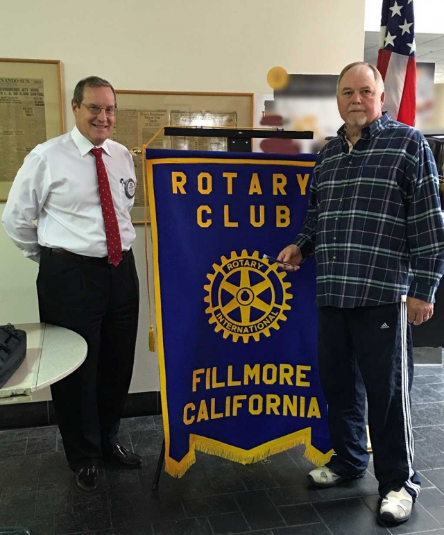 Scholarship Recipients from the Sierra High School are Ricardo Lomeli and Cristian Torres. Pictured center left Kyle Wilson, President and Rotarian Dave Andersen who related his trip to India via pictures, to the Club.

