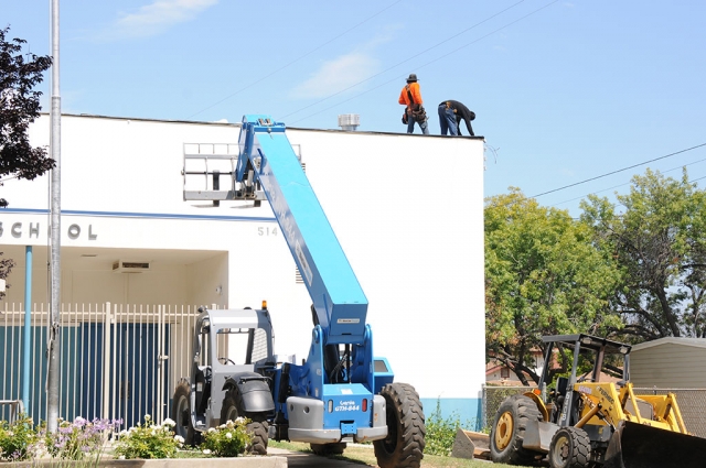 San Cayetano Elementary received asphalt resurfacing, paid for by a $1,764,393 grant. Piru Elementary received grant monies of $1,327,349 for repairs.