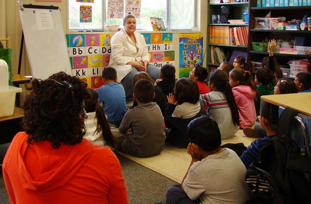 Mrs. Swensen’s first grade class received a scientific treat when Erin Mulholland, a doctorate student from UCSB, came to share her scientific knowledge of “Sea Squirts” and conduct a Dry Ice Bubble Experiment with the class. The students were able to learn about the Scientific Process with their bubble experiment and hold squishy sea squirts too.