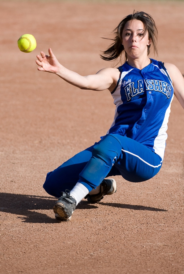 Jazmyne Alvary makes the infield play against Santa Clara, Tuesday, March 31. (Photos by SantaBarbarapix.com)