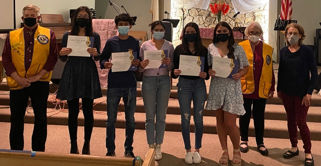 Pictured are Club President Steve McKeown, and all five participants from last year’s competition: Jimena Cortes, Camilo Torres, Carmen Ibarra, Jessica Videgain and Alanna Garcia, who was the 1st place winner for the 2022 Contest. Also pictured are Lions Club members Lynn Edmonds and Gaylynn Brien. Photo credit Jaclyn Ibarra.