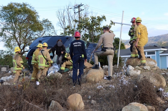 On Tuesday, March 12, at 5:25 p.m. Ventura County Fire Department, AMR Paramedics, and California Highway Patrol were on scene investigating a solo vehicle accident eastbound SR126 at Powell Road, Piru. Arriving firefighters found a solo vehicle inside a yard with a patient inside needing minor extrication. The cause of the crash is under investigation. Photo credit: Angel Esquivel-Firephoto_91.