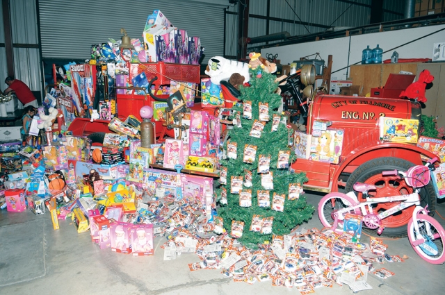 Fillmore Fire Department’s Annual Holiday Toy Drive and BBQ Chicken Dinner was a big success this year. Held Sunday December 15th at the fire station, chicken dinners were served to participants who dropped off a toy valued at $10 or more. The toys will be distributed to families in Fillmore in time for Christmas.