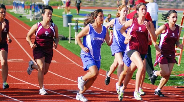 F.H.S. Flashes above and below compete against each other last Friday, March 19th. Fillmore Boys Varsity, Santa Paula Girls Varsity, Fillmore Boys JV, Fillmore Girls JV, won in their meet.