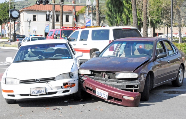 A minor accident occurred Thursday afternoon at the intersection of Central Avenue and Main Street. The cause of the incident was not available. No physical injuries were reported.