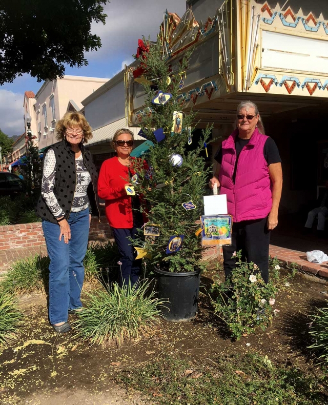 Pictured (l-r) are Fillmore Rotary Club members Martha Richardson, Ari Larson, and Cindy Blatt who were in charge of decorating this year’s Rotary Christmas Tree on Central Avenue. Photo courtesy Martha Richardson.