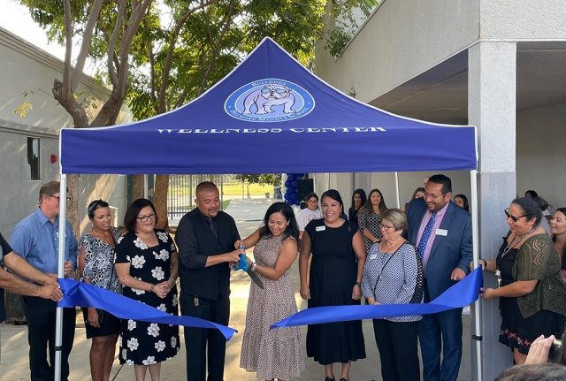 At Fillmore Middle School’s “Back to School Night” ribbon cutting ceremony for the new Wellness Center, there was an awesome band performance, great classroom presentations by teachers and lots of happy families. 