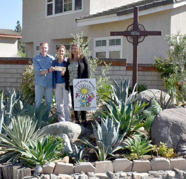 (L-R) Brian Stethem, Linda Stethem and Ari Larson.