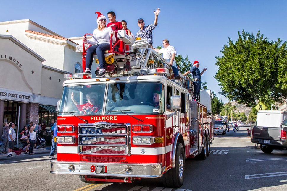 2014 Annual Fillmore Christmas Parade The Fillmore Gazette