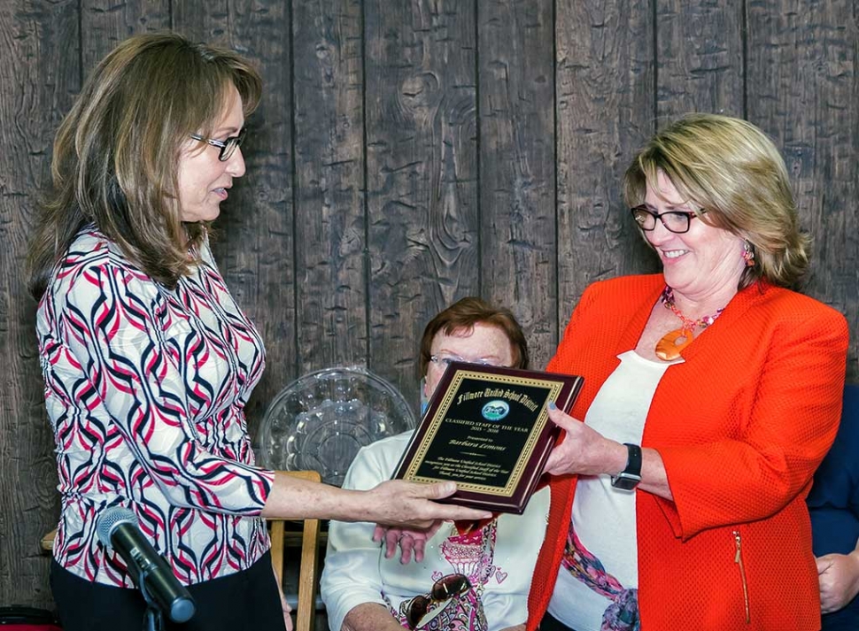 Board President Virginia de la Piedra with Barbara Lemons. Photos courtesy Bob Crum.