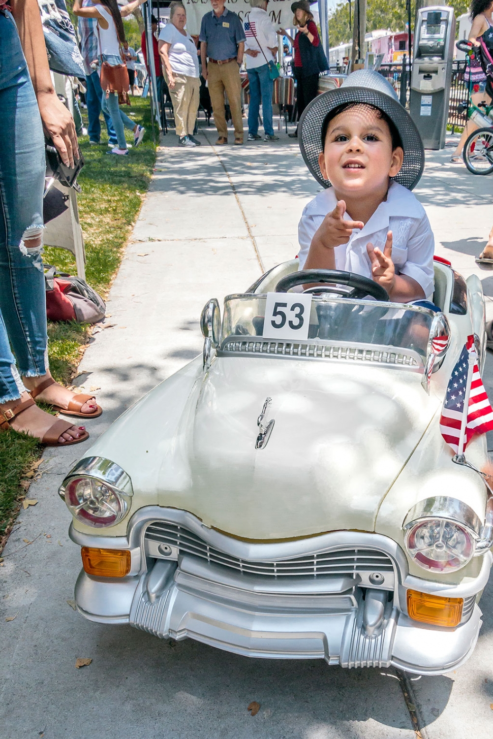 On Wednesday, July 4th Fillmore celebrated Independence Day with the 32nd Annual Sespe Creek Car & Cycle Show. The day’s festivities included the 4th of July Chili Cook-Off & Beer Fest where families were able to enjoy the cars, food, music and more. In the evening locals and visitors also enjoyed the fireworks show at 9pm. Photos courtesy Bob Crum.