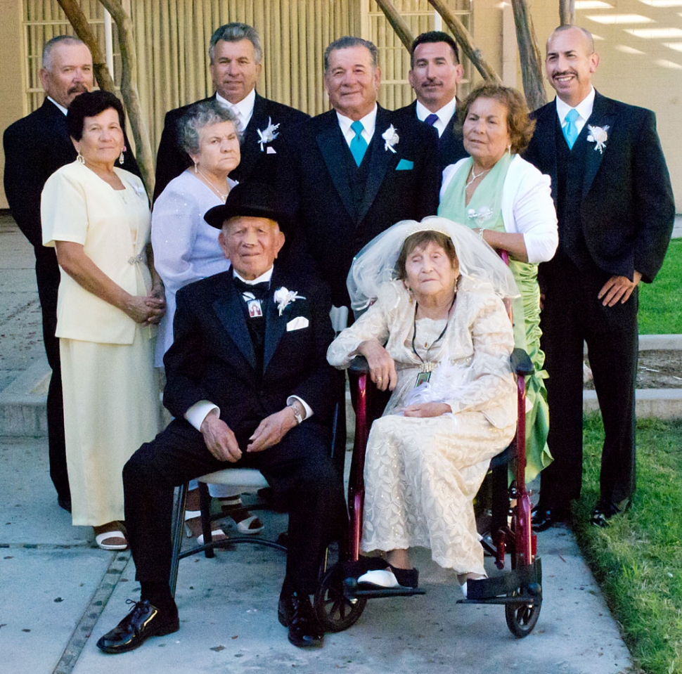 (seated) Salomon Barajas and Eloisa Hurtado Barajas, along with their children Angel Barajas, Maria Elena Barajas, Margarita Romero, Pedro Barajas, Juana Viramontes, Evaristo Barajas, Jose Luis Barajas, and Ricardo Barajas.