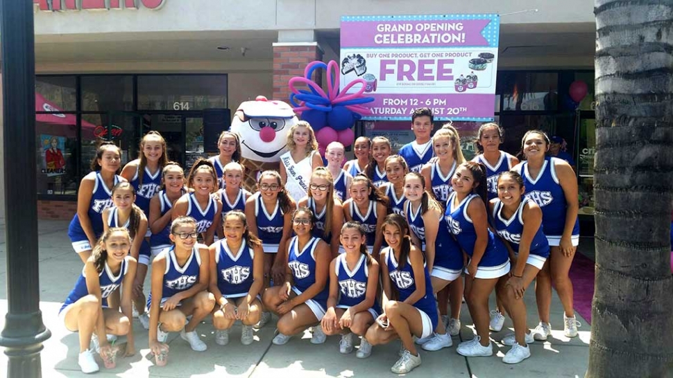 Fillmore High School Cheerleaders along with Fillmore’s Miss Teen Princess, Celebrated the Grand Opening of Fillmore’s NEW Baskin Robbins, this past Saturday August 20th.