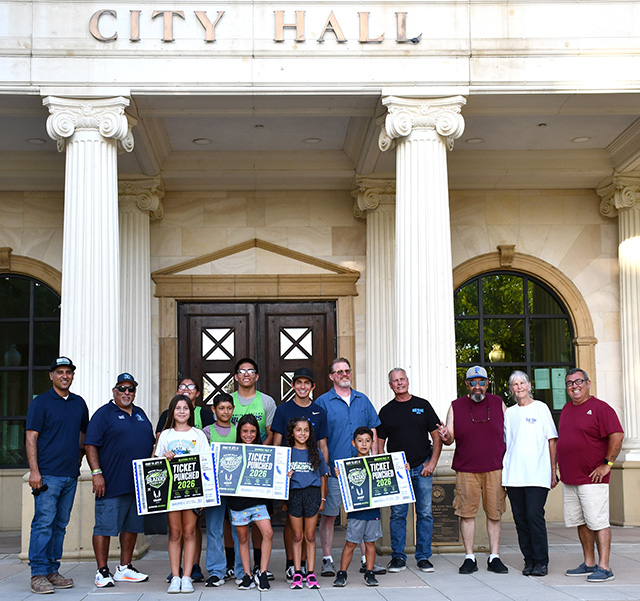 On Sunday, July 26, the Fillmore Police Department, Fillmore City Fire, and community members came together to give the Heritage Valley Blazers a big send-off as they head to the Junior Olympic National Championships, wishing the team safe travels and the best of luck! We’ll be cheering for all of you! Photo credit Angel Esquivel.