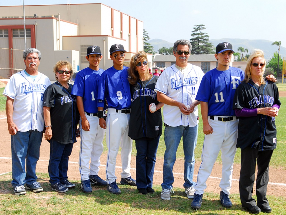 On Tuesday May 6, Flashes played their last home game against Santa Paula. The Seniors were honored by Coach Sandoval before the game and were recognized for their time and dedication to the team, with their parents by their side. Flashes Seniors are Jason Hurtado, Nick Hernandez and Raul Ramirez. Good luck boys.