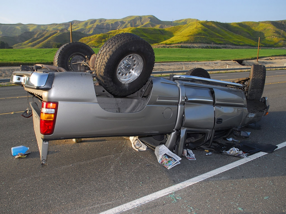 The driver of this Ford pickup was arrested for DWI following a Sunday, single vehicle crash. According to an eyewitness, the driver lost control east of Piru, crashed into a barrier on the south side of the highway, veered back into lane 2, before again swerving onto the unpaved roadside and fl ipping over. The driver appeared only slightly injured and was the only person in the vehicle. Broken containers of beer were found beside the truck.