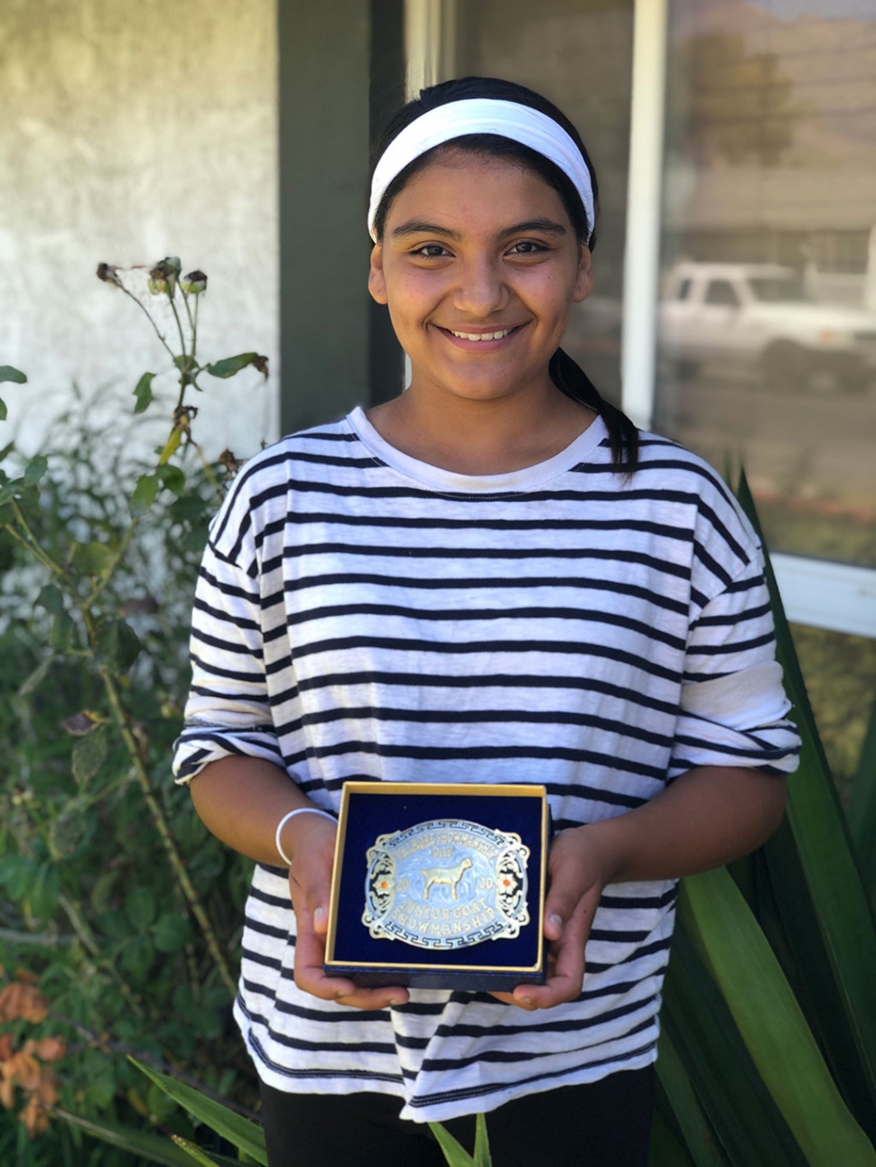 Junior Goat Showmanship Champion Jennifer Olivera Bardsdale 4-H