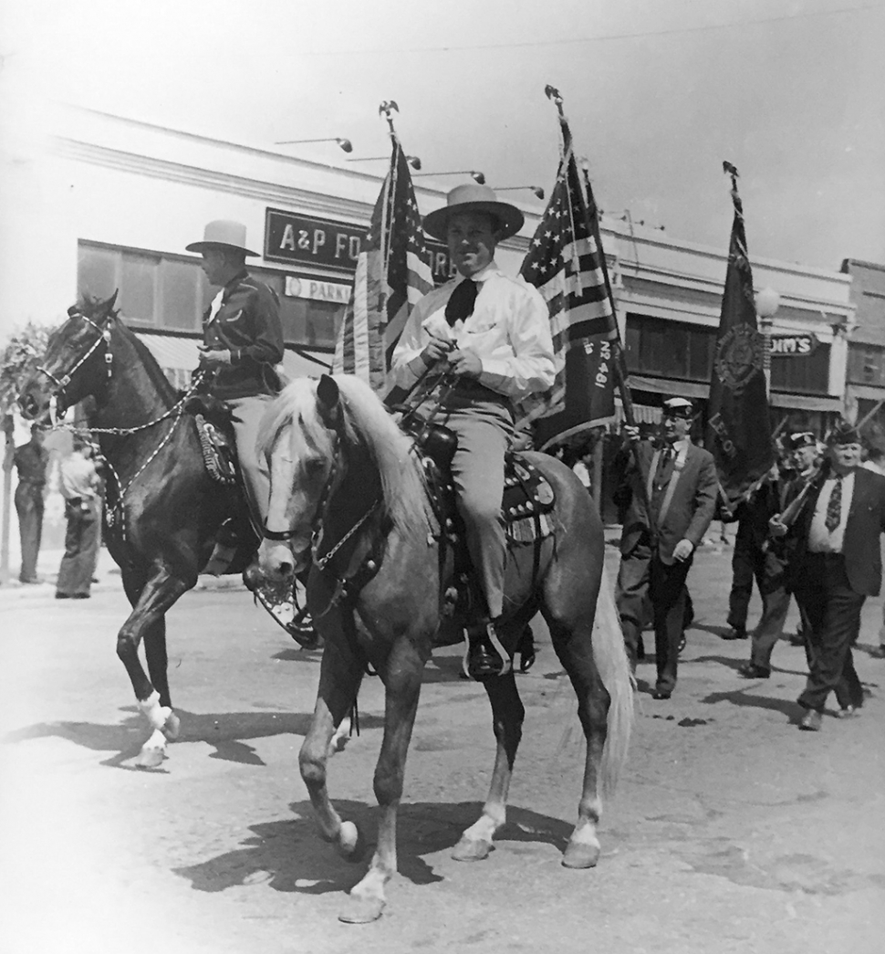 Bill Manning, County Sheriff Howard Durley, Ralph (Curly) Burson at extreme right.