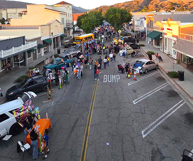 On Wednesday, October 29th, the City of Fillmore, local organizations, clubs, and residents were invited to register their vehicles and join the fun by decorating their trunks for our community. They had free candy, food, music, decorated trunks, and family fun for all ages to enjoy. From 6pm – 8pm Central Avenue was blocked off for the fun filled event. Photo credit Sebastian Ramirez.