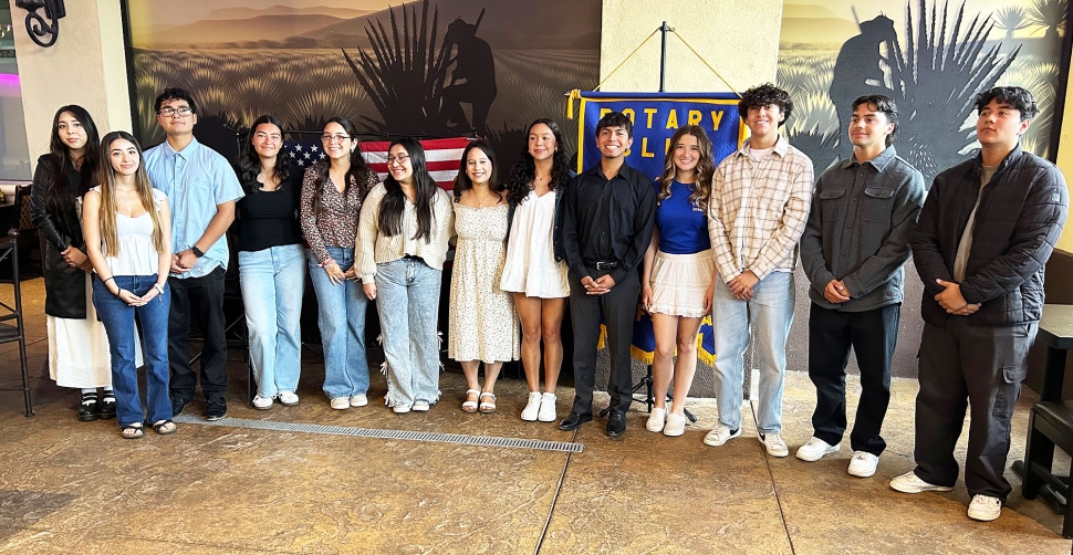 At last week’s Fillmore Rotary meeting 13 students received scholarships from Fillmore Rotary Club: Destiny Juarez, Ruby Guerrero, Renaldo Tapia, Aerin Garcia, Daniela Curiel, Diana Martinez, Luz Castaneda, Diana Santa Rosa, Jonathan Perez, Presley McLain, Adrian Fuentes, Justin Contreras, and Ignacio Arenas. Photo credit Martha Richardson.
