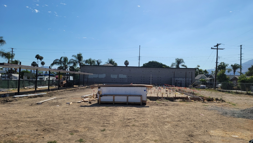 Sonic construction is underway finally! This will be the first Ventura County Sonic Drive-in, located at the northwest corner of Orange Grove and Ventura Street (SR-126). Originally it was scheduled to open in the summer of 2019, but Covid-19 and other factors caused its delay. Since then, it has been delayed to November of 2024, but activity is taking place at the construction site. So soon enough Fillmore Sonic will be here! 