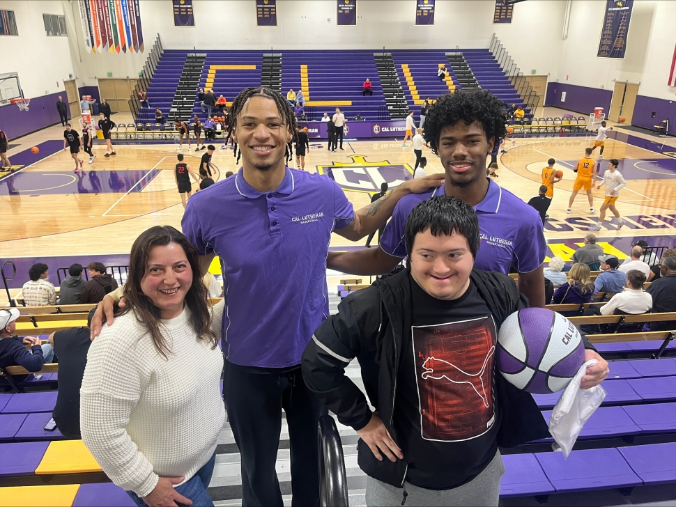 On Saturday, January 6, 2024, Fillmore Legendz were invited for a meet & greet and to watch California Lutheran University Kingsmen take on Champman in the basketball finals held in Thousand Oaks. Pictured below back row- Matthew Verkamp, Khamron Cantrell, Miles Griffin, and David Rowlands Fillmore City Manager and California Lutheran University alumnus; front row- Yvette Moore, Benji Moore, Noah Hernandez, and Nancy Rodriguez Hernandez. Inset, Maria Perez, Khamron Cantrell, Miles Griffin, and Anthony Reyes. Photo credit Nancy Rodriguez Hernandez.