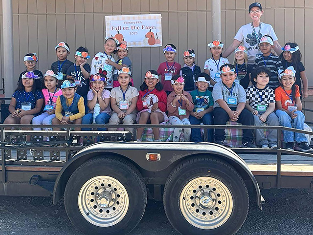 Mountain Vista Elementary Principal Christine McDaniels said, “Our TK and Kindergarten Wildcats visited the school farm. Thank you to the Fillmore FFA students sharing this experience with our students.” Photos courtesy https://www.facebook.com/504261341700301/posts/1371221261670967.
