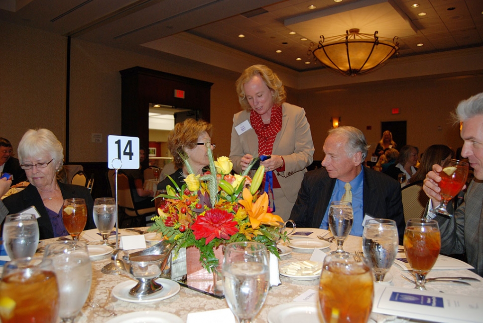 (l-r) Barbara Pops, Elise Kearney Erin Quinn, Bill Kearney, Rod Gilbert.