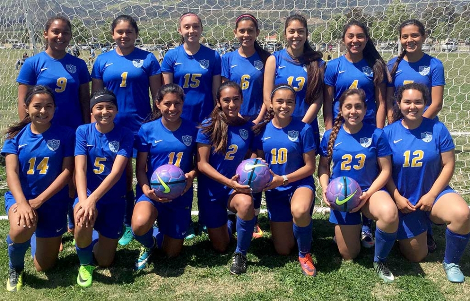 Our local Fillmore girls had two great wins this past weekend with a victory on Saturday, April 8th, vs Ventura Galaxy 3-2; goals by Sophie Pina, Anahi Andrade and Andrea Perez and Sunday vs. Oxnard United 5-2; goals by Aaliyah Lopez, Anahi Andrade (2) and Areanna Covarrubias (2). The girls are currently in 2nd Place. Keep up the good work girls! Submitted by Jennie Andrade.