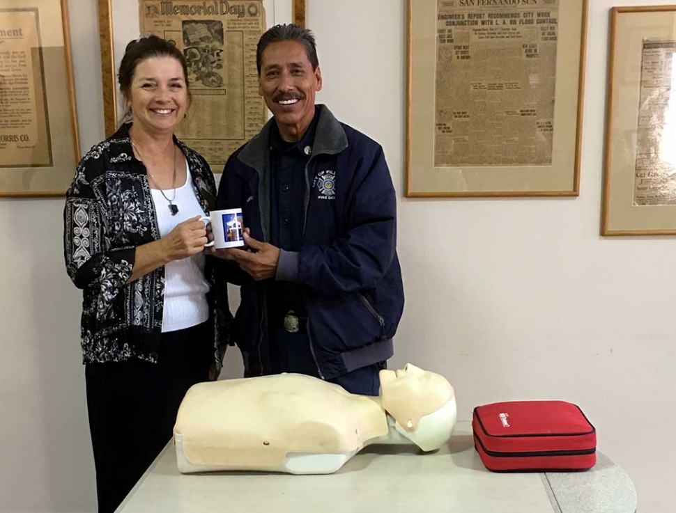 Julie Latshaw Rotary President, presented a mug to Al Huerta who gave a program on the updated methods of CPR and explained how to use the mobile defibrillator.