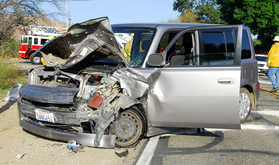 A serious accident occurred Saturday about noon, when two vehicles crashed at Cliff and Old Telegraph Roads. Both drivers and passengers were able to exit the vehicles without the assistance of extraction equipment.